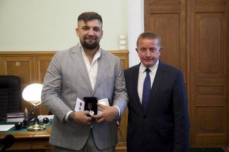 Рэперу Басте вручили награды Ростова-на-Дону